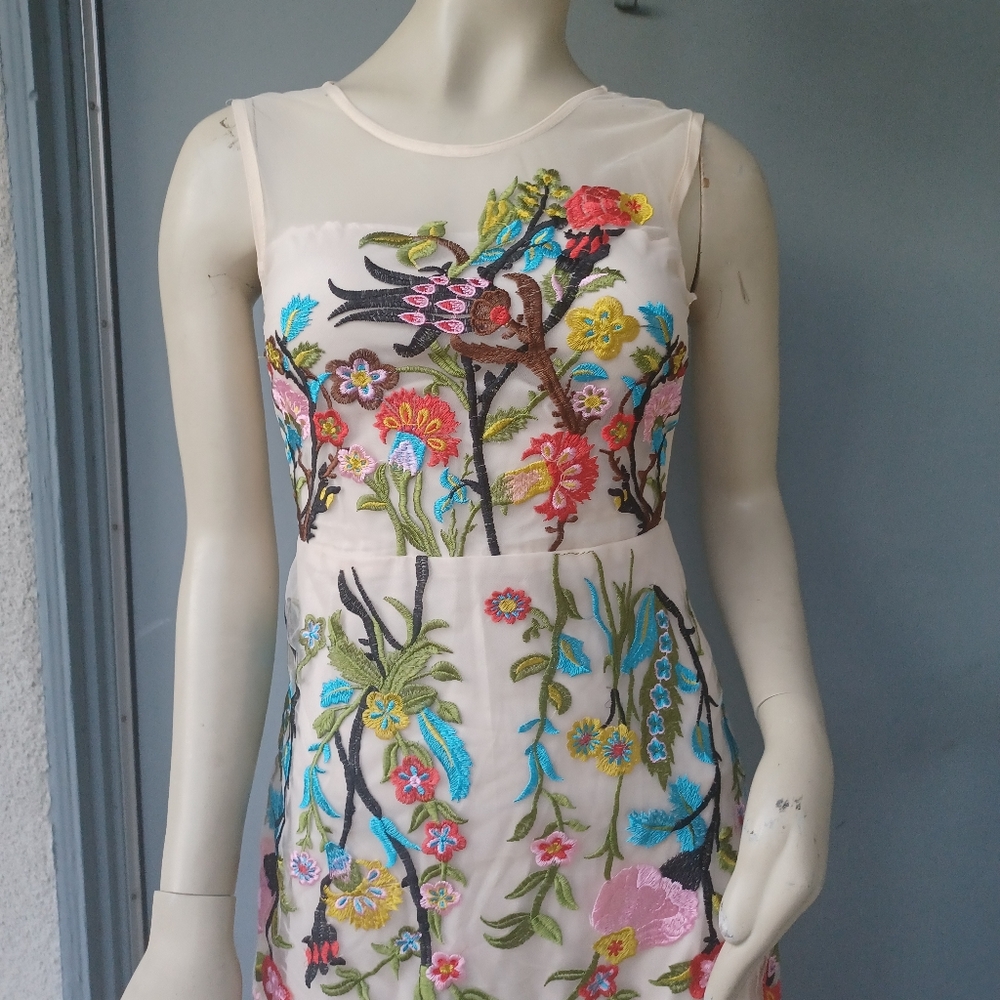 Jianshaw beige embroidery flowers sheer netting dress medium - Picture 2 of 6